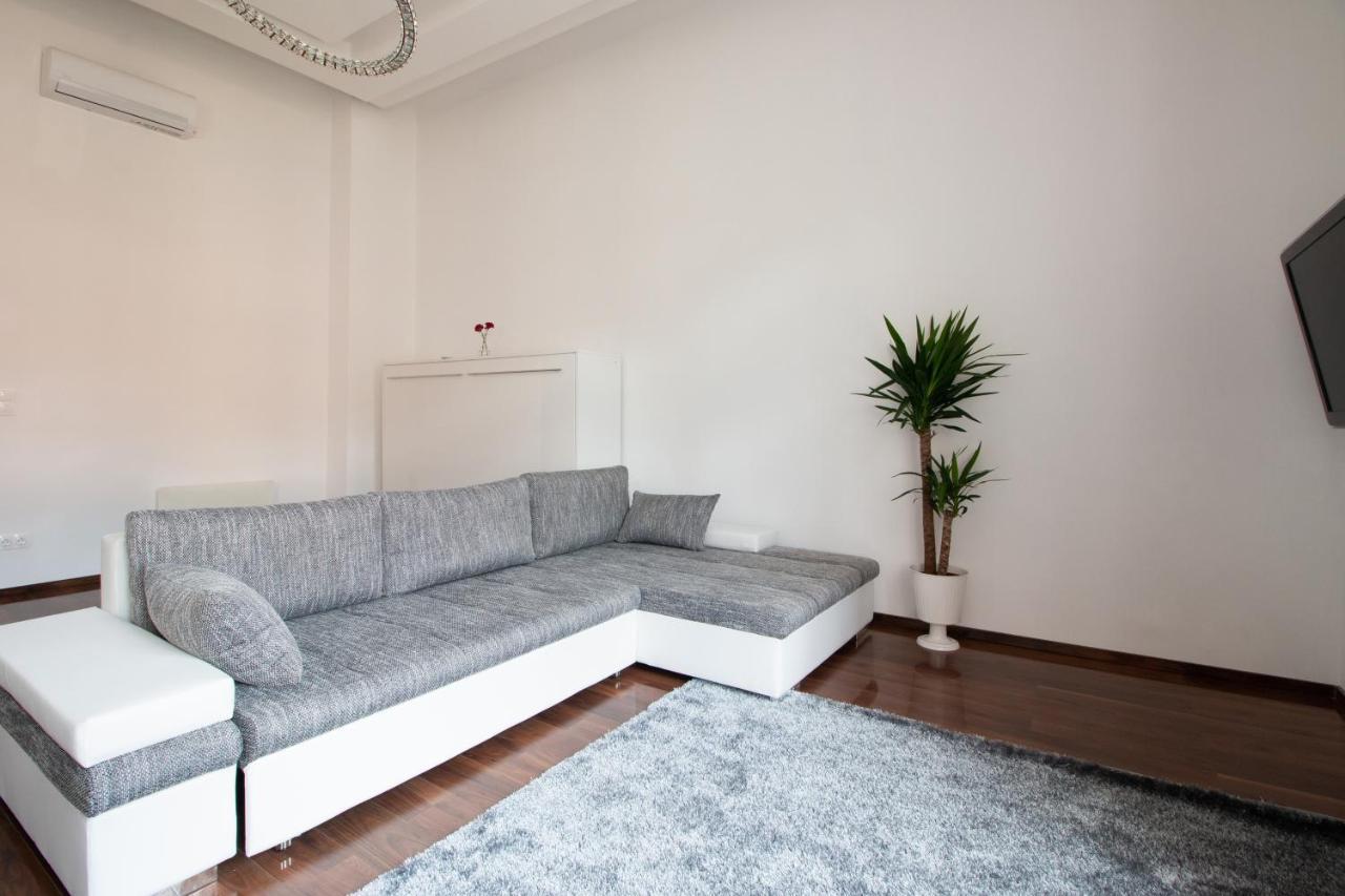 Basilika View Imperial Suite -Sas Street -Need Reservation For Free Parking Budapest Ngoại thất bức ảnh